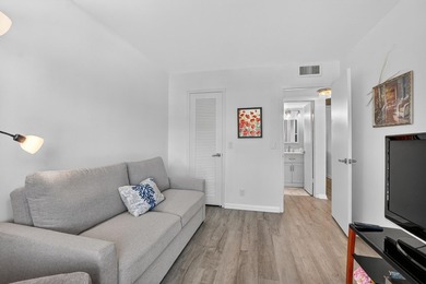 Beautifully RENOVATED 2nd floor CORNER condo in Century Village - photo 21