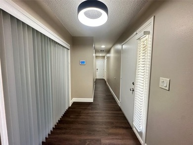 Welcome to this well maintained 2-bedroom, 2-bath, 2-car garage - photo 22