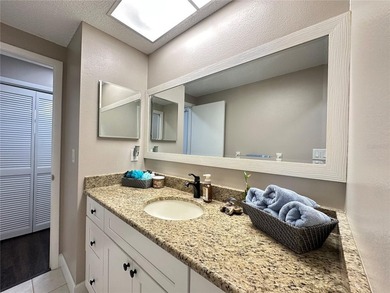 Welcome to this well maintained 2-bedroom, 2-bath, 2-car garage - photo 28