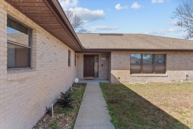 Located on a corner lot in a well-established Deltona - photo 39