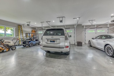 Luxury, craftsmanship, and mountain-view living converge at this - photo 15