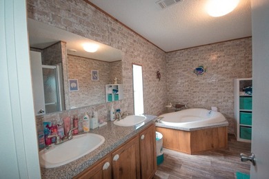 *NO FLOOD ZONE * Welcome to this turnkey coastal retreat nestled - photo 17