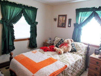 2-MOVE-IN READY HOMES FOR THE PRICE OF 1!!!The 3 bedroom, 2 bath - photo 22