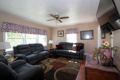 Bring your Chickens, Horses and Cows to this 5.72 acre Farmette! - photo 5