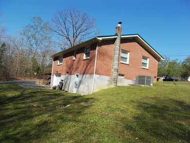 2-MOVE-IN READY HOMES FOR THE PRICE OF 1!!!The 3 bedroom, 2 bath - photo 31