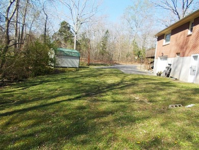 2-MOVE-IN READY HOMES FOR THE PRICE OF 1!!!The 3 bedroom, 2 bath - photo 32