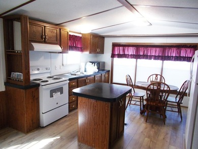 2-MOVE-IN READY HOMES FOR THE PRICE OF 1!!!The 3 bedroom, 2 bath - photo 46