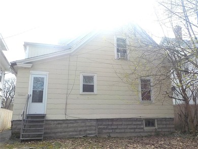 Welcome to this turn-key investment opportunity or owner - photo 3