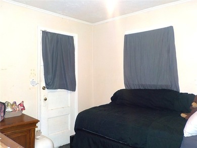 Welcome to this turn-key investment opportunity or owner - photo 9