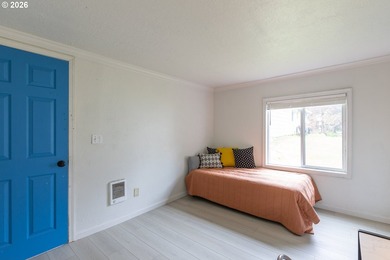 Escape to your own coastal sanctuary in this charming 2-bedroom - photo 12