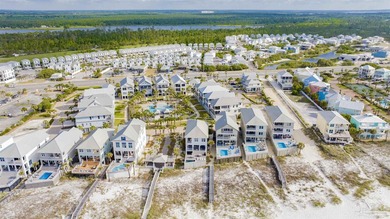 Step into unmatched luxury with this direct Gulf-front estate - photo 3