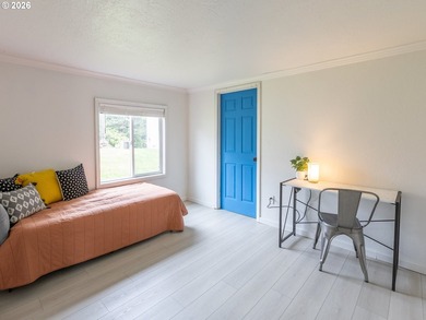 Escape to your own coastal sanctuary in this charming 2-bedroom - photo 13