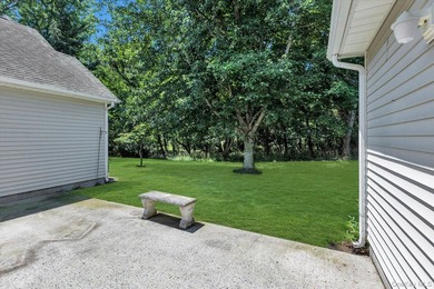 Sunken Pond Estates. 55+ Community in Riverhead. PLEASE NOTE: - photo 15