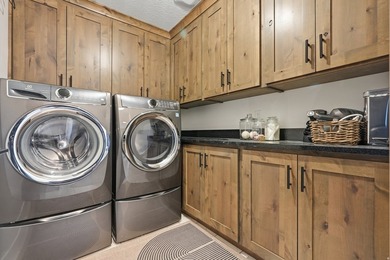 Price just lowered! Motivated sellers! Appraised well above the - photo 17