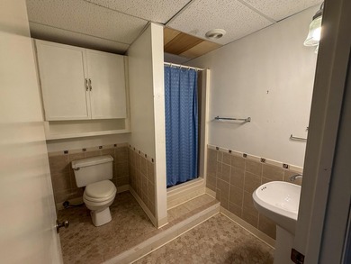 welcome to your own private retreat! Situated on 2 beautiful - photo 22