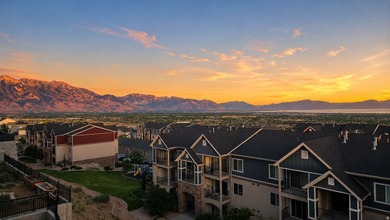 Price just lowered! Motivated sellers! Appraised well above the - photo 25