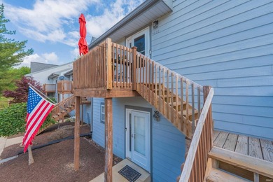 Beautifully updated 2-bedroom, 2-bath, single-level condo - photo 28