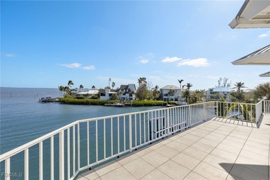 A rare Sanibel waterfront sanctuary, where luxury meets the open - photo 30