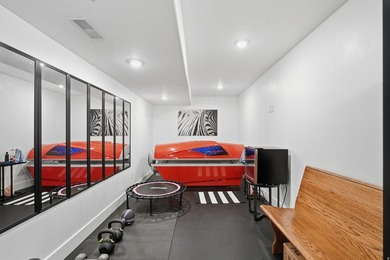 Price just lowered! Motivated sellers! Appraised well above the - photo 46