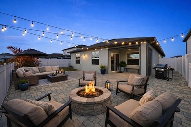 (private lake, pond, coastal) Home Sale Pending in Fort Pierce Florida