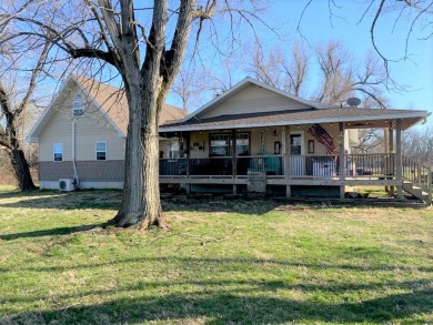Lake Home For Sale in Wheatland, Missouri