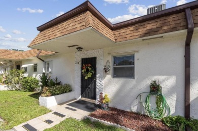 Lake Home For Sale in Deerfield Beach, Florida