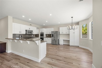 STUNNING NEFF RANCH ESTATE HOME WITH COMMERCIAL ELEVATOR! First - photo 14