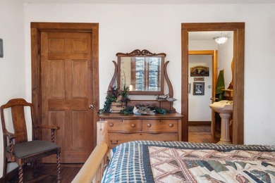 Discover lakeside living at this charming 2-bedroom, 1-bathroom - photo 15