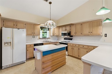 Nestled beneath a canopy of majestic oak trees and overlooking - photo 15