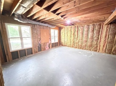 Welcome to 1327 Towne Harbor Trl, a thoughtfully appointed - photo 17