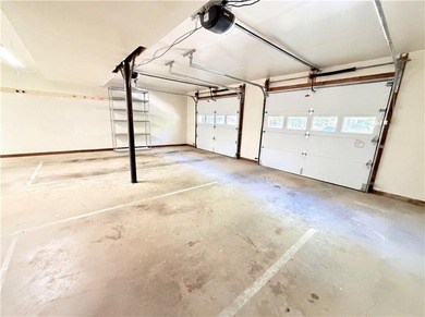 Welcome to 1327 Towne Harbor Trl, a thoughtfully appointed - photo 19