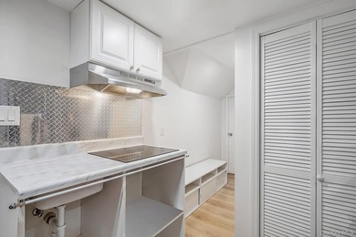 Welcome to this charming 4-bedroom, 2-bath Cape Cod situated on - photo 19