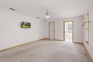 Nestled beneath a canopy of majestic oak trees and overlooking - photo 19