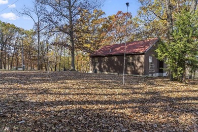 Discover lakeside living at this charming 2-bedroom, 1-bathroom - photo 20