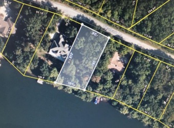 Lake Lot Sale Pending in Fairfield Glade, Tennessee