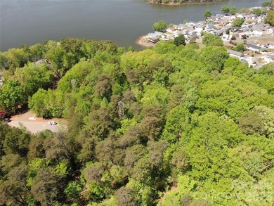 Welcome to Heron Bay, an exclusive gated community nestled on - photo 2