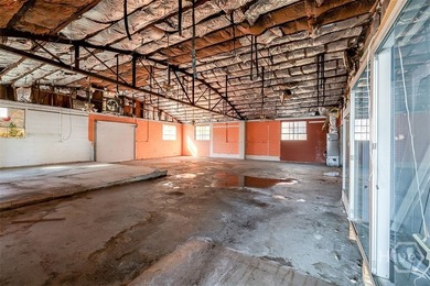 3104 Skidaway Rd offers over 6,000 sq ft of versatile commercial - photo 12