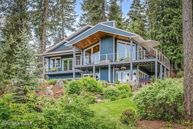 Set in a beautifully updated custom home minutes from downtown - photo 1
