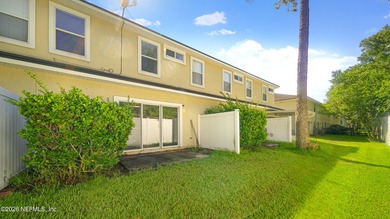 Welcome to this move-in ready townhome in Timmermans Walk! This - photo 33