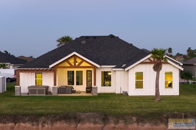 YOUR LUXURY RETREAT AWAITS - MOTIVATED SELLERS! Experience - photo 36