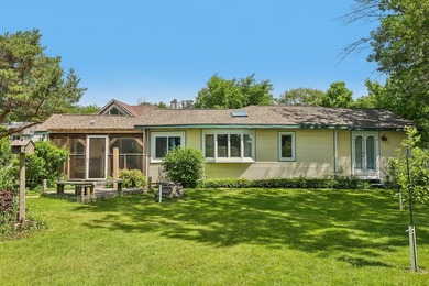 ***Three Buildings, Over an Acre, & 400+ Feet of Waterfront - photo 1