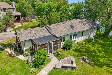***Three Buildings, Over an Acre, & 400+ Feet of Waterfront - photo 4