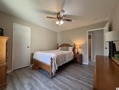 Welcome to this beautiful 3 bed 2 bath home located on a corner - photo 12