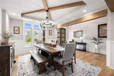 Immaculate custom-built masterpiece, with primary suite on main - photo 4