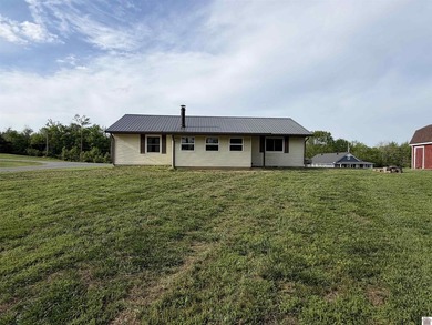Welcome to this beautiful 3 bed 2 bath home located on a corner - photo 19