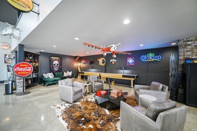 Welcome to 6943 E. Eili Lilly Rd, a RARE breathtaking statement - photo 32