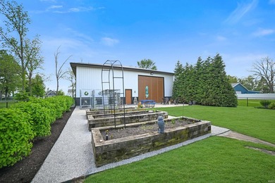 Welcome to 6943 E. Eili Lilly Rd, a RARE breathtaking statement - photo 36