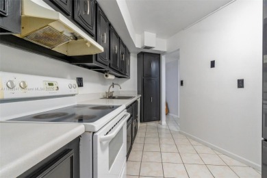 Lake Condo For Sale in Lauderhill, Florida