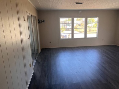 LOCATION, LOCATION, LOCATION ! Corner lot 2bedroom 2 bath - photo 10