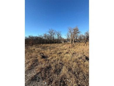 MOTIVATED SELLER !! Picturesque quarteracre lot located in - photo 4